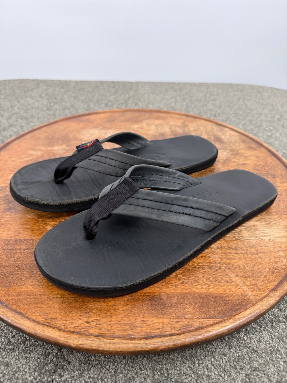 Rainbow Sandals Wm Medium (6.5-7.5) 1" Black Leather Flip Flop Thong Beach Surf